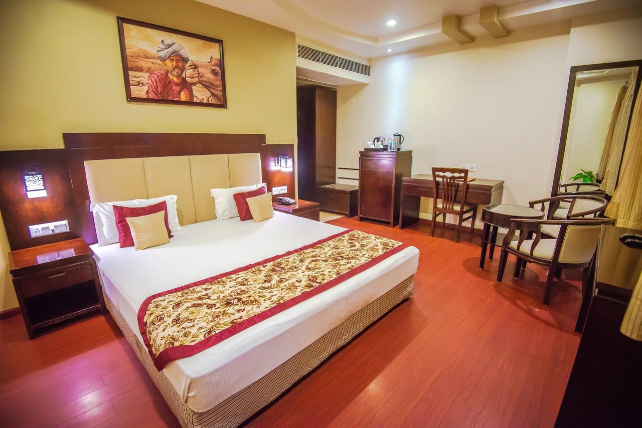 Gold Leaf Hotel Udaipur Eksteriør billede